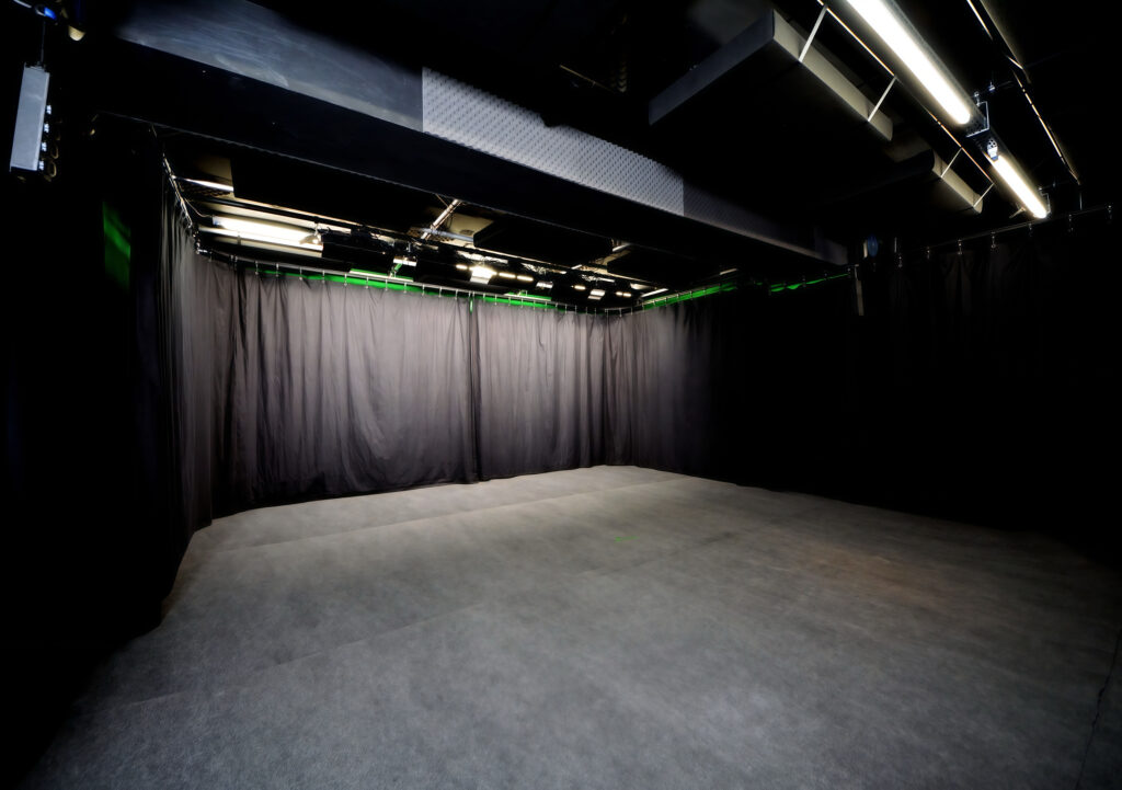 2026-1-12_K97Studio_4k_Black Out 2